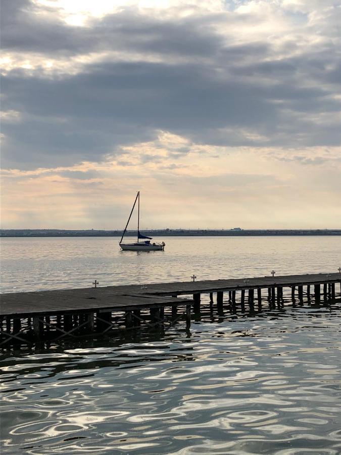 Riva Lake Boutique Mamaia Esterno foto
