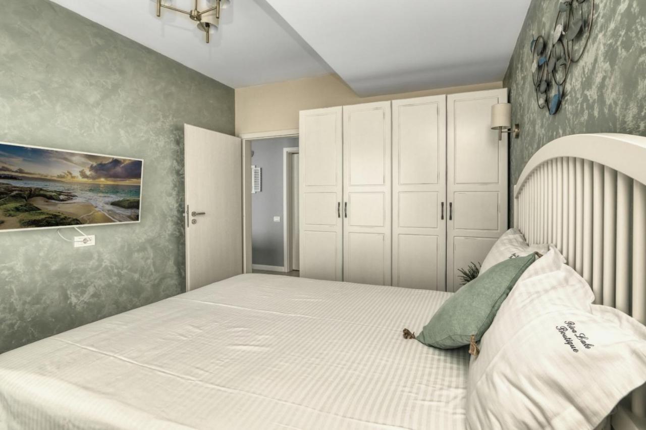 Riva Lake Boutique Mamaia Esterno foto