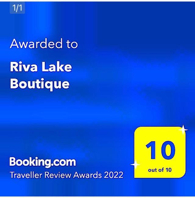 Riva Lake Boutique Mamaia Esterno foto